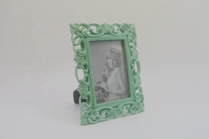 Vàng bãi biển vỏ sò cạnh hình ảnh khung một khung ảnh nhựa đẹp có thể được sử dụng cho nhiều dịp. - Product Image 3