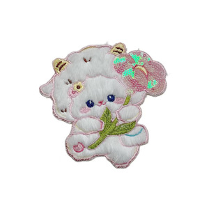 Patch brodé Jin Yili en tissu, motif mouton mignon, pour vêtements, badge décoratif personnalisé - Product Image 2