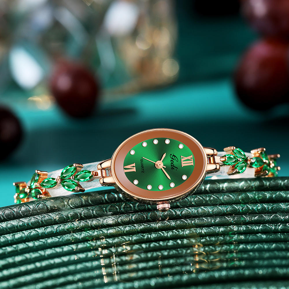 สีเขียว