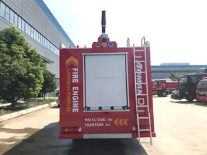 Camion de pompiers diesel 4x2 neuf avec pompe à eau haute pression et pompe à mousse pour la lutte contre les incendies, destiné aux brigades municipales - Product Image 5