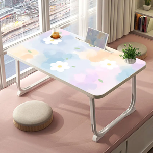 Une petite <span class=keywords><strong>table</strong></span> pliante <span class=keywords><strong>de</strong></span> style <span class=keywords><strong>plateau</strong></span>, placée sur un ordinateur portable pour une utilisation - Product Image 3