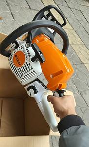 Motosierra 251 de 45.6cc, Motosierra de 2 Tiempos para Jardinería, Poda y Corte de Madera - Product Image 2