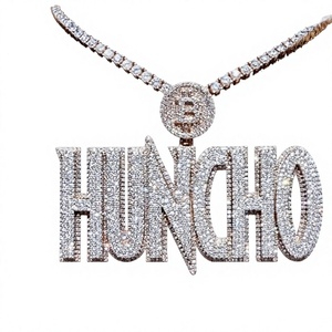 Colgante de Moissanita con Letra Hip Hop Orelio Iuxe, Chapado en Oro de 18k, Plata 925, Microincrustaciones, Corte Brillante, Joyería Unisex para Fiestas - Product Image 2
