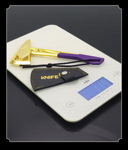 2025 Popular Japón <span class=keywords><strong>Valorant</strong></span> juego Cosplay Metal batalla hacha arma modelo juguete niños Metal bolsillo hacha juguete regalo para cumpleaños - Product Image 5