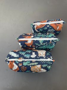 Conjunto de Bolsos Tote de Viaje Acolchados de Algodón para Mujer, Estampado de Tigre, Cierre de Cremallera, Estilo Moderno, Portátiles para Todas las Temporadas - Product Image 1