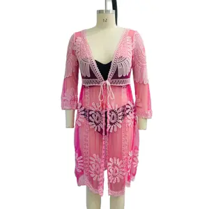 サプライヤーデザインピンク刺繍シアーメッシュ水着着物カーディガンビーチカバーアップ女性用