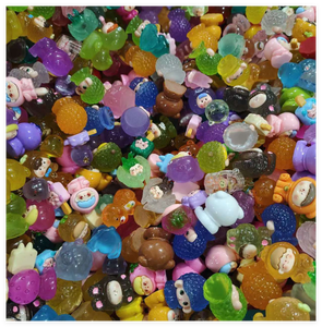 1KG Cápsulas Sorpresa de Bolsas Ciegas, Juguete Transparente, Pequeño Adorno, Figura de Animal de Resina, Miniatura de Conejo de Dibujos Animados - Product Image 5