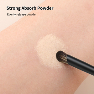 Brocha de Maquillaje Angular Individual MSQ para Rubor y <span class=keywords><strong>Corrector</strong></span> con Mango de Madera Negra, Pelo Sintético y Férula de Aluminio Reforzada para Rostro de Mujer - Product Image 6