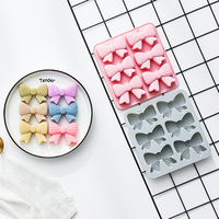 Moule en silicone antiadhésif à motif nœud papillon, de qualité alimentaire, réutilisable, mignon, magnétique, pour chocolat, bonbons et glaçons DIY