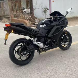 Motocyclettes sportives d'occasion <span class=keywords><strong>Kawasaki</strong></span> modèle <span class=keywords><strong>Ninja</strong></span> <span class=keywords><strong>250</strong></span>-400cc à prix relativement abordable. - Product Image 4