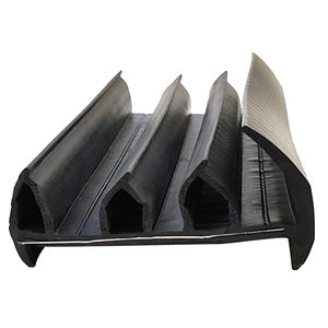 إطار باب شاحنة مبرد من المطاط Epdm، إغلاق باب حاوية بمسامير على شكل حرف G، شرائط إغلاق باب الحاوية من النوع J - Product Image 2