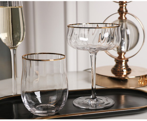Copas de Vino Tinto de Cristal Transparente con Borde Dorado, Hechas <span class=keywords><strong>a</strong></span> Mano, de Alta Calidad, Personalizadas, para Cafeterí<span class=keywords><strong>a</strong></span>, Capacidad de 401-500 ml, Venta al Por Mayor - Product Image 1
