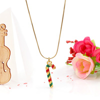 Colección Romántica de Navidad: Collar de Acero Inoxidable con Colgante de Frutas, Papá Noel, Mariposa y Bastón de Navidad