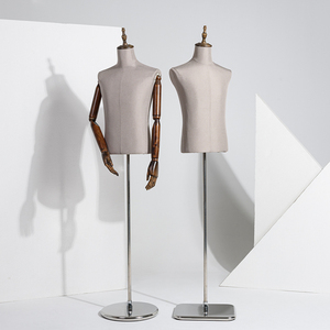 Maniquí de <span class=keywords><strong>Torso</strong></span> Masculino de Tela para Exhibición en Vitrina, Maniquí Femenino de Medio Cuerpo con Brazos de Madera - Product Image 4