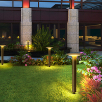 Lampe de chemin solaire intelligente IP65 étanche LED en aluminium blanc chaud Alimentation DC pour villa paysage jardin place communautaire
