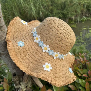 Sombrero de paja beige caqui de ala ancha con corona floral, protección solar, sombrero de playa para mujer, primavera verano - Product Image 3