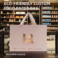 Sac de shopping en carton blanc avec poignée en ruban de luxe personnalisé, sacs en papier imprimés personnalisés avec votre propre logo