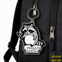 Porte-clés en acrylique motif raton laveur amusant, breloque fantaisie « Je ai besoin de collations », résistant aux rayures, avec anneau de suspension, accessoire de sac animalier mignon