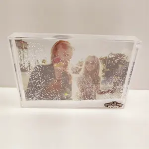 Cadre photo OEM à paillettes liquides, boule à neige rectangulaire de 4x6 pouces avec confettis en forme d'animal, cadre de stockage de matériel acrylique
