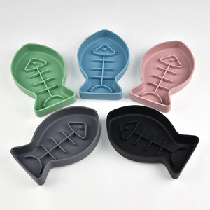 Silicone Fish Shaped Pet Feeding Bowl Food Grade Non <b>Slip</b> Suction Base Dog Cat Licking Dish Solid Color Design - Product Image 1