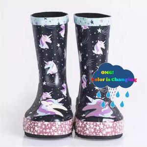Fantaisie <span class=keywords><strong>magique</strong></span> nouveaux modèles bottes de pluie enfants welly changement de couleur bottes de <span class=keywords><strong>gomme</strong></span> personnalisé - Product Image 1