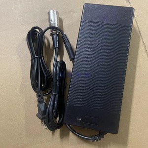 Chargeur de batterie Depower 54,6V 3,0A à brancher pour scooter, fauteuil roulant électrique, fabrication chinoise - Product Image 3