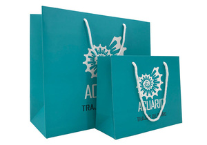 Sacs en papier kraft de luxe personnalisés et recyclables pour cadeaux et boutiques, avec poignée en ruban, fabriqués en carton durable, vente en gros - Product Image 5