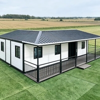 Panneau sandwich 50 mm, fenêtre 930 mm, maison modulaire préfabriquée de 20 pieds, plancher à double couche isolé, unité de dortoir mobile pour chantier