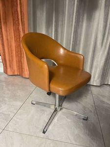 Sillón de Peluquería Profesional para Corte de Cabello, Silla Giratoria Ajustable para Tinte - Product Image 2