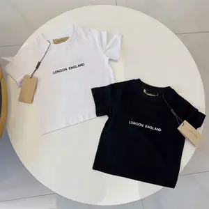 Set 2024 pakaian desainer bayi sepatu anak-anak kaus Luxe setelan baju musim panas anak-anak kaus katun Hip Hop motif bunga