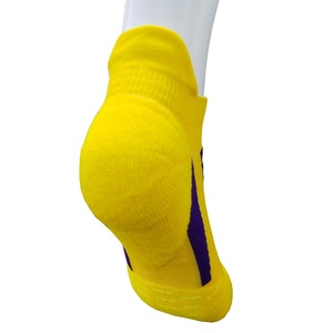 Chaussettes de sport respirantes et confortables pour athlètes, logo personnalisé, coupe basse, cheville courte, chaussettes de course athlétiques - Product Image 6