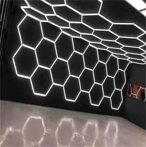Nouveaux produits – Éclairage de travail LED en nid d'abeille 6500K – Tube lumineux de plafond le plus vendu, idéal pour les garages et les stations de <span class=keywords><strong>lavage</strong></span> auto - Product Image 1