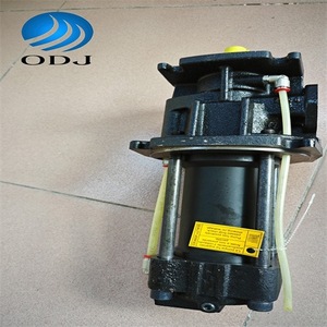 Bomba de tornillo Seim YPW00256GRST70YEDDL con motor eléctrico trifásico de 1/2 pulgada de descarga, metálica, para uso mecánico. - Product Image 3