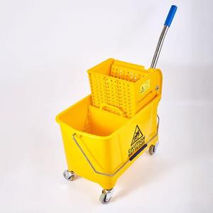 Carrito de limpieza plegable con doble cubo y escurridor para hospitales y aeropuertos, hecho de plástico duradero - Product Image 3