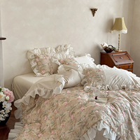 Ensemble de literie de style cour royale française à broderies lourdes en quatre pièces, draps, taies d'oreiller, ensembles de housses de couette