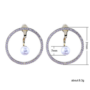 Orecchini Pendenti Geometrici con Zirconi e Perle Simulate per Donne, Gioielli Eleganti e alla Moda - Product Image 5