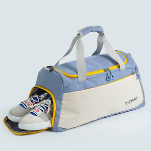 <span class=keywords><strong>Sac</strong></span> <span class=keywords><strong>de</strong></span> <span class=keywords><strong>voyage</strong></span> pour femmes, grand <span class=keywords><strong>sac</strong></span> <span class=keywords><strong>de</strong></span> week-end jaune multifonctionnel, résistant à l'eau, avec logo personnalisé, vente en gros OEM, élégant pour femmes - Product Image 6