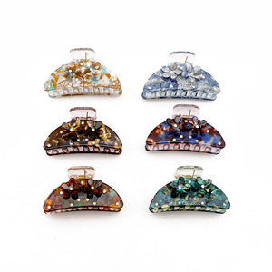 YIYI Design personalizzato di alta qualità 7 cm fiore di diamante colorato PVC artigli per capelli alla moda semplice acido acetico - Product Image 1