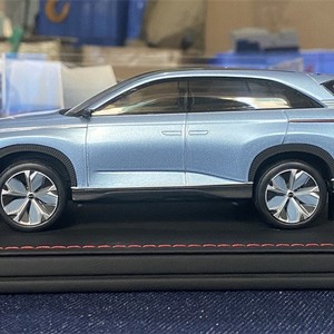 รถโมเดล Tang L ขนาด 1:18 ทำจากพลาสติก ของสะสม พร้อมกล่องโชว์ - Product Image 4