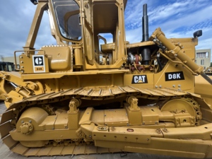 รถดันดินตีนตะขาบ Caterpillar D8K มือสอง สภาพดี ใช้งานน้อย นำเข้าจากญี่ปุ่น พร้อมริปเปอร์ - Product Image 1
