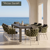 Chaise de jardin tressée avec cadre en aluminium et coussins pour restaurant extérieur et terrasse – Vente en gros