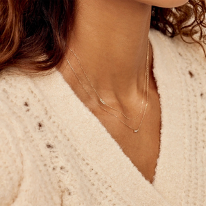 Nuova Collana con Lettere Iniziali Stratificate in Acciaio Inox, Placcata Oro 18k, Gioiello Minimalista per Donne - Product Image 4