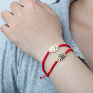 Braccialetto di Moda Bicolore con Mano di Hamsa e Occhio Rosso, Cordoncino Intrecciato Regolabile, Amuleto Portafortuna e Protezione - Product Image 3