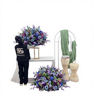 Boule de fleurs artificielles en soie violette lisse 1,8-2,4 m, rose et gypsophile, design asymétrique brisé, pour décoration de mariage et centre de table - Product Image 1