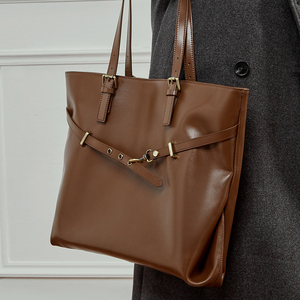 Fabricante <span class=keywords><strong>de</strong></span> Bolsos en China, OEM Personalizado, Bolso <span class=keywords><strong>de</strong></span> Hombro <span class=keywords><strong>de</strong></span> Cuero Genuino Curtido Vegetal <span class=keywords><strong>de</strong></span> Alta Gama, Nuevo Modelo 2025 - Product Image 1
