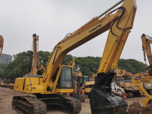 Excavadora Komatsu PC200, Excavadora de 2, 2, 2, 2, 3, 3, 4, 2, 2, 2, 2, 4, 2, 4, 2, 2, 4, 2, 2, 2, 4, 2, 2, 2, 2, 4, 2 - Product Image 2