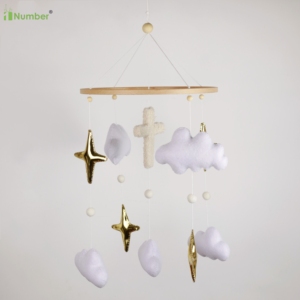 Mobile de berceau Montessori éducatif avec étoiles dorées et nuages, cadeau de baptême, jouet suspendu en forme de croix pour chambre de bébé - Product Image 2