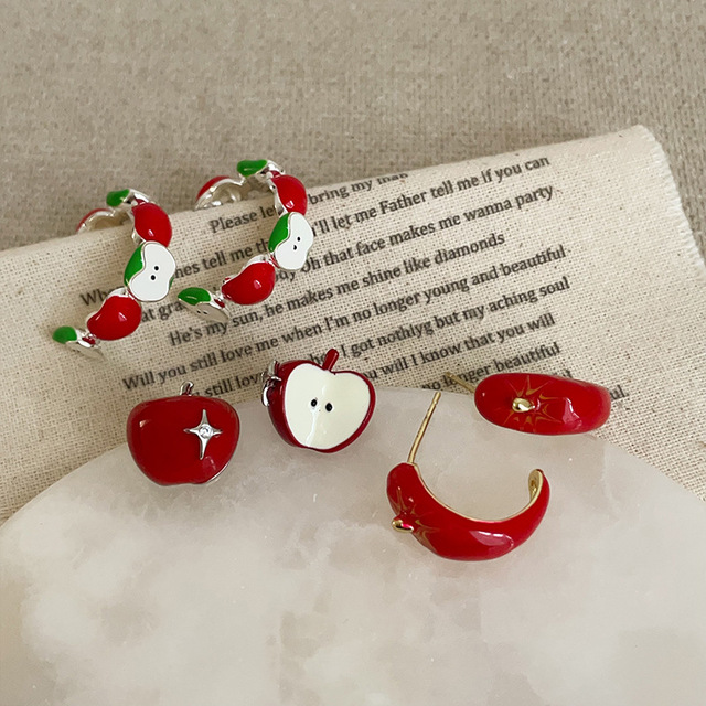 Hot Sale Spring Summer Delicate Silver Plated Oil Drip Gel Asymmetrical Earrings Playful Cute Red Apple Earrings Gifts for Women