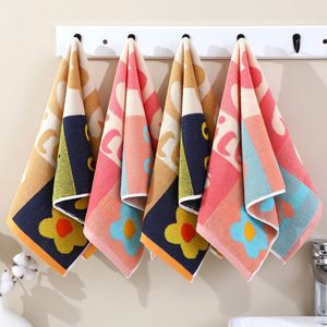 Serviette de plage, de bain et de visage personnalisable 100% coton jacquard, luxueuse, moderne, écologique, pour adultes, toutes saisons, de haute qualité, absorbante et douce - Product Image 2