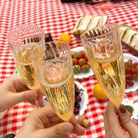 Geavanceerd Transparant Plastic Voor Champagnebeker Eenvoudig Milieuvriendelijk Ontwerp Voor Zakelijke Familiebijeenkomsten Of Restaurantbargebruik
